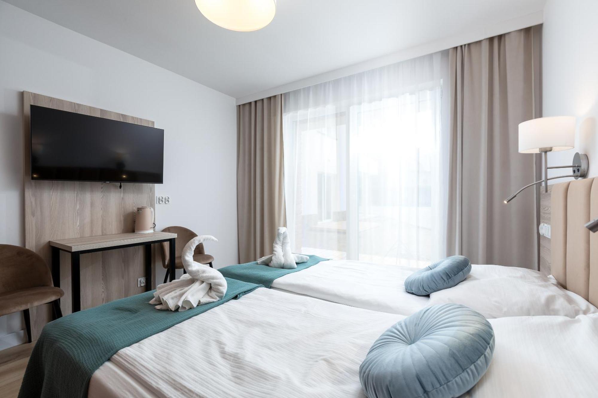 Apartamenty Przy Plazy Z Basenem Z Podgrzewana Woda I Mini Spa - Osrodek Kolonijno-Wczasowy Mewa Niechorze Eksteriør bilde