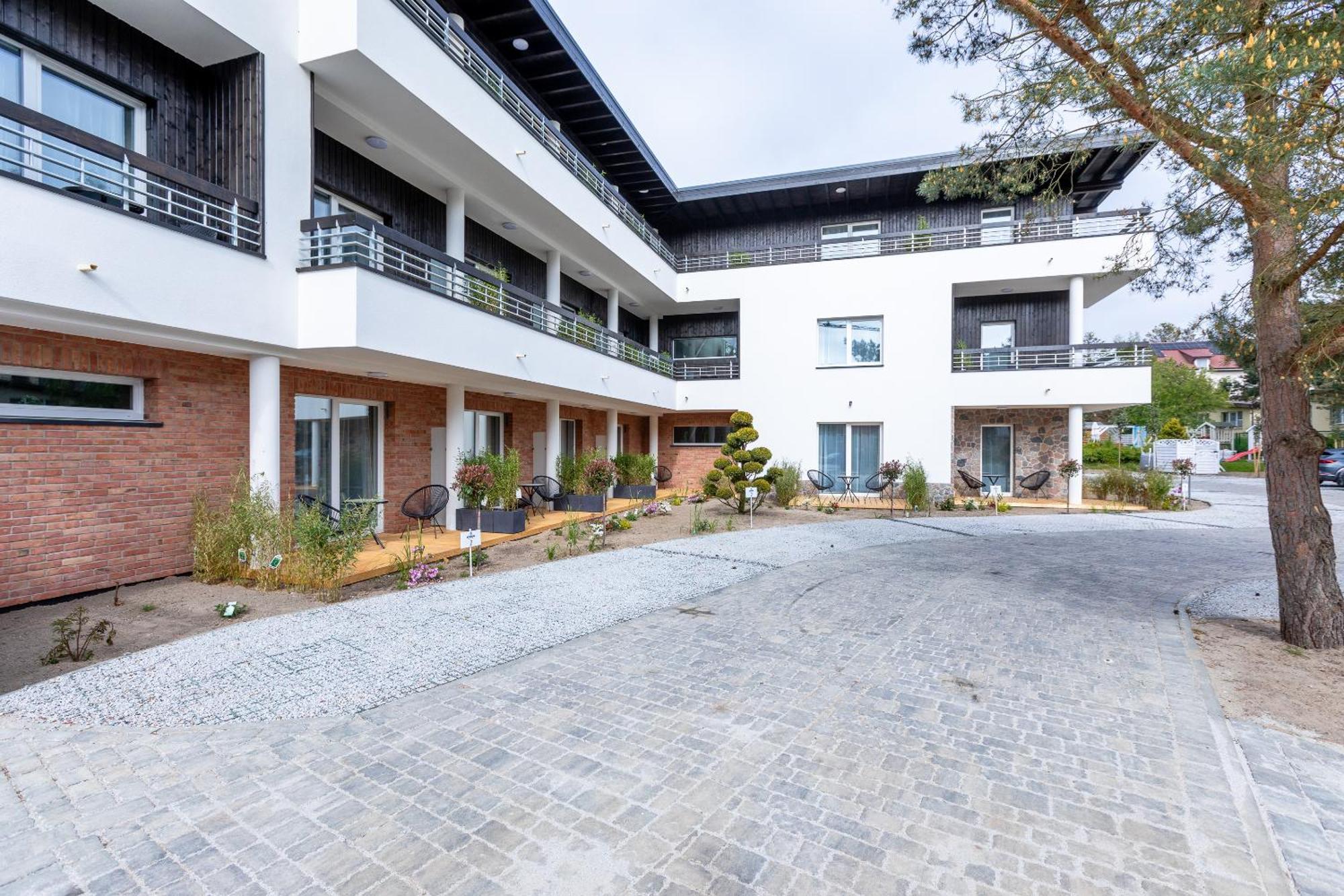 Apartamenty Przy Plazy Z Basenem Z Podgrzewana Woda I Mini Spa - Osrodek Kolonijno-Wczasowy Mewa Niechorze Eksteriør bilde